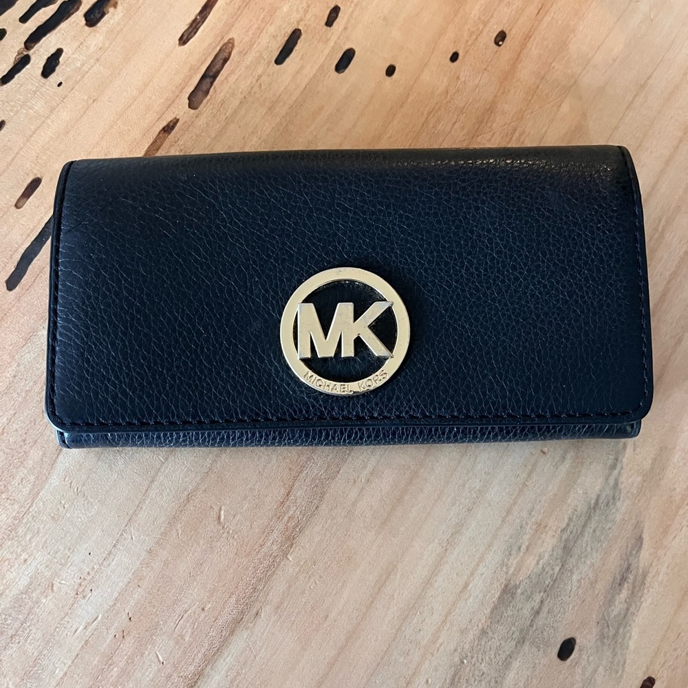 Michael Kors wallet